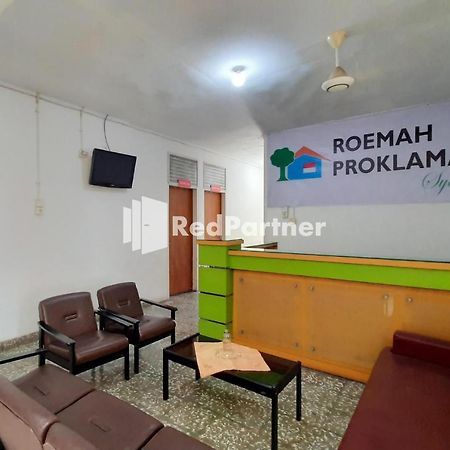 Roemah Proklamasi Syariah Mitra Reddoorz 파당 외부 사진
